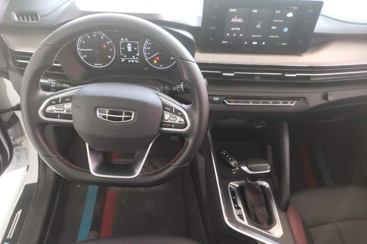 Used Geely Auto Vision X3 2021 PRO 1.5L CVT Deluxe Model
