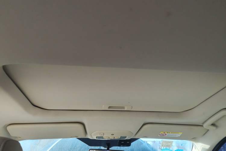 Used Ford Escort 2015 1.5L Automatic Fashion Model