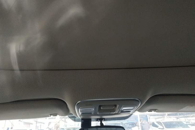 Used Geely Auto Emgrand X7 Sport 2016 1.8TD Automatic ZhiShang Model
