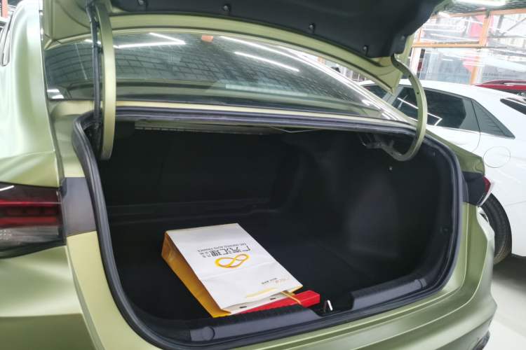 Used GAC Trumpchi EMPOW 2021 270T DCT J15 Version
