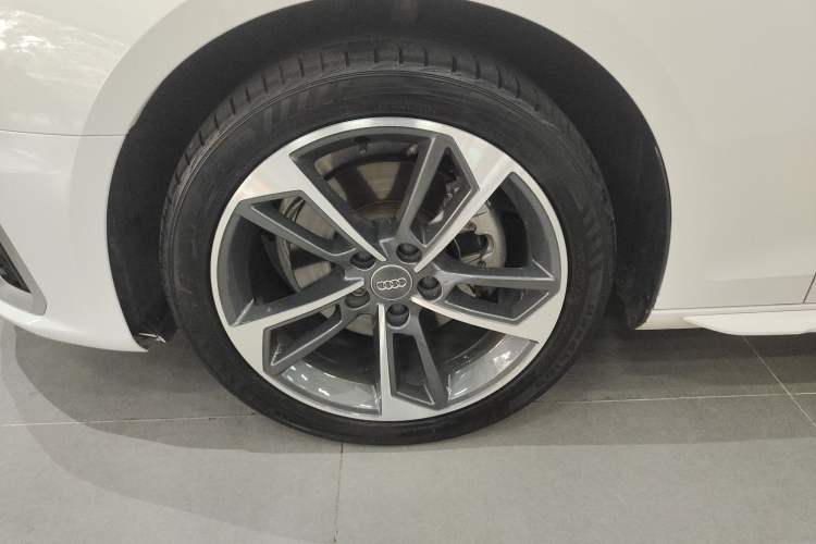 Used Audi A4L 2020 40 TFSI Fashion Dynamic Model
