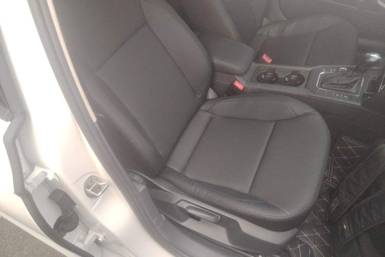 Used Volkswagen Lamando 2021 230TSI DSG Fashion Edition
