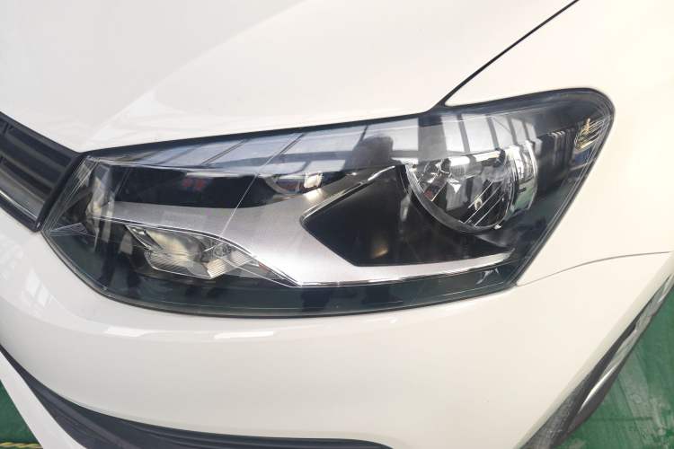 Used Volkswagen Polo 2016 1.4L Automatic Trendy Model
