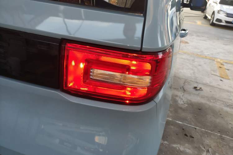 Used Wuling Hongguang MINIEV 2020 Freedom Version Lithium Iron Phosphate

