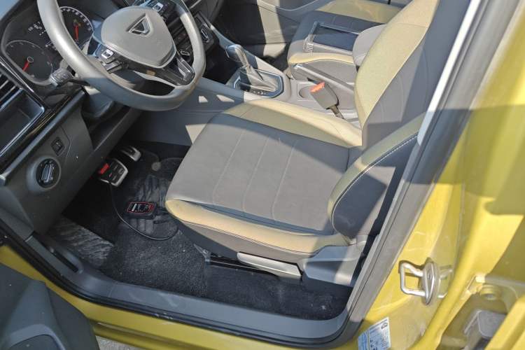 Used Jetta VS5 2019 280TSI Automatic Enjoyment Model
