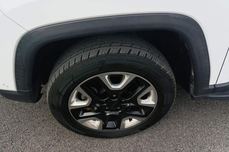 Used  Compass 2017 200TS Automatic High-Performance All-Wheel Drive Edition
