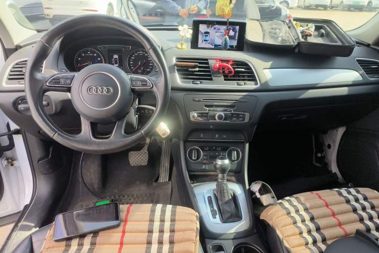 Used Audi Q3 2017 30 TFSI Fashion Model
