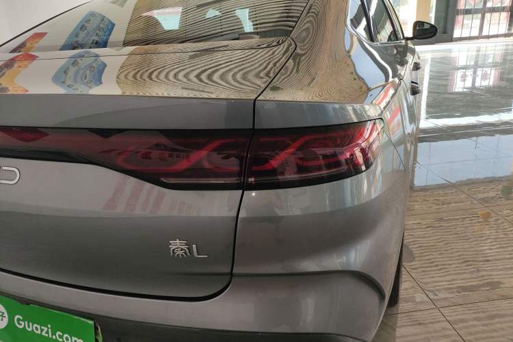 Used BYD Qin L 2024 DM-i 120KM Excellence Model
