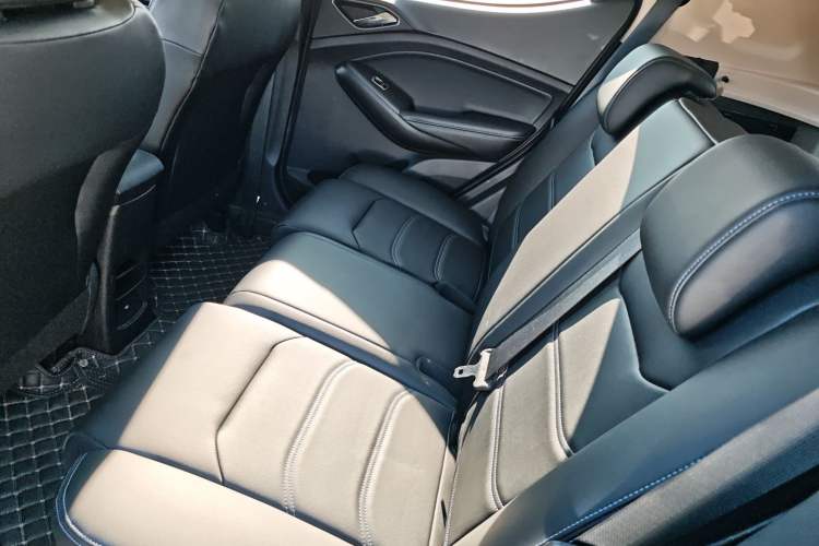 Used BYD Yuan New Energy 2019 EV360 Smart Connect Leading Model