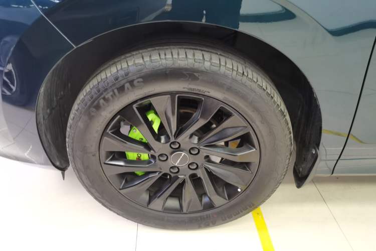 Used FORTHING T5 EVO 2021 1.5TD DCT Diamond Edition
