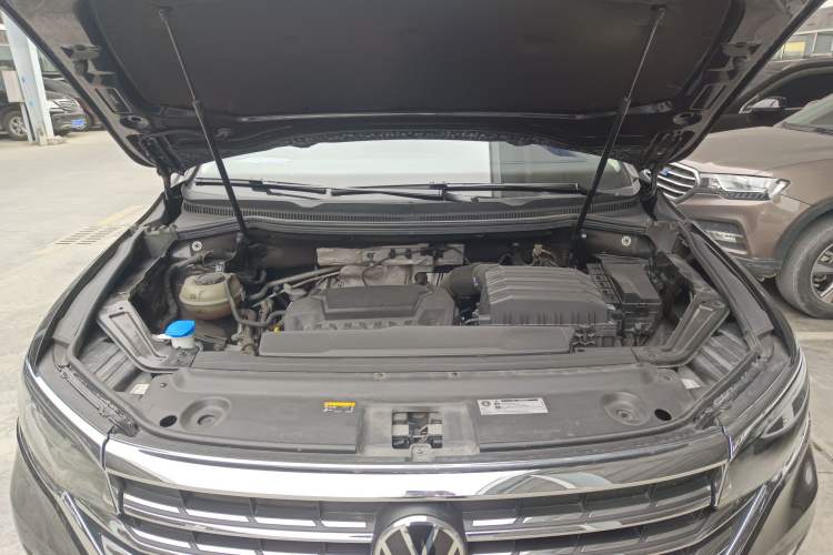 Used Volkswagen Viloran 2022 380TSI Prestige Edition
