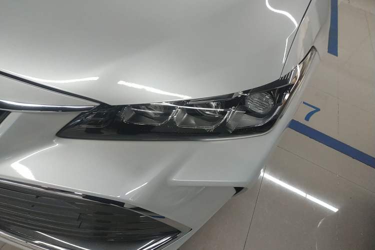 Used Toyota Avalon 2019 2.0L Ambition Edition China VI
