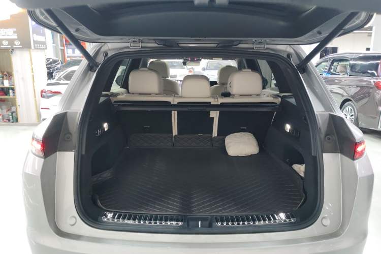 Used Li Auto L7 2023 Pro Model