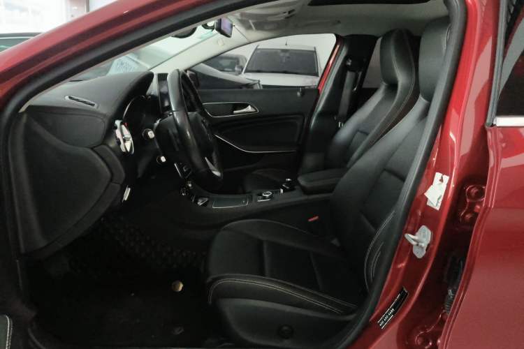 Used Mercedes-Benz GLA 2017 GLA 200 Fashion Model