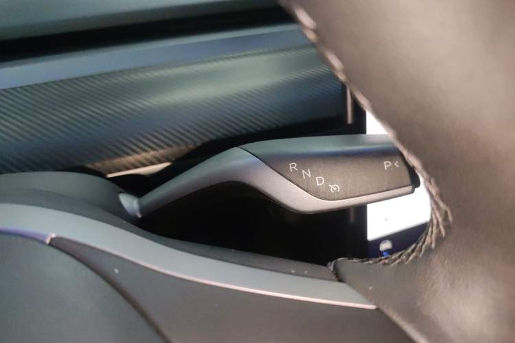 Used Tesla Model Y 2021 Long-Range All-Wheel-Drive Version 3D7