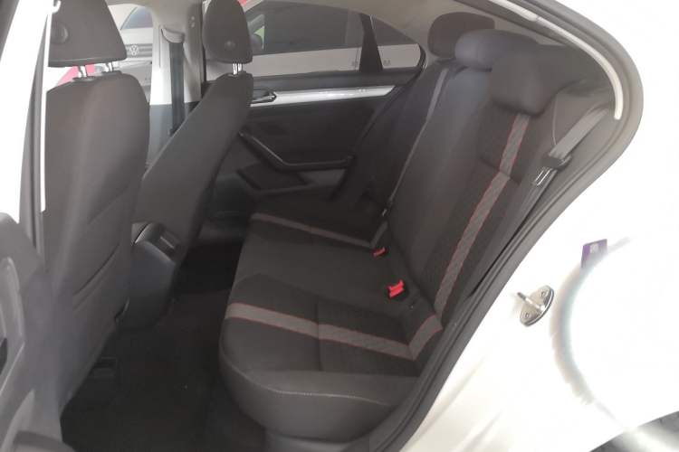 Used Volkswagen Lamando 2021 230TSI DSG Fashion Edition
