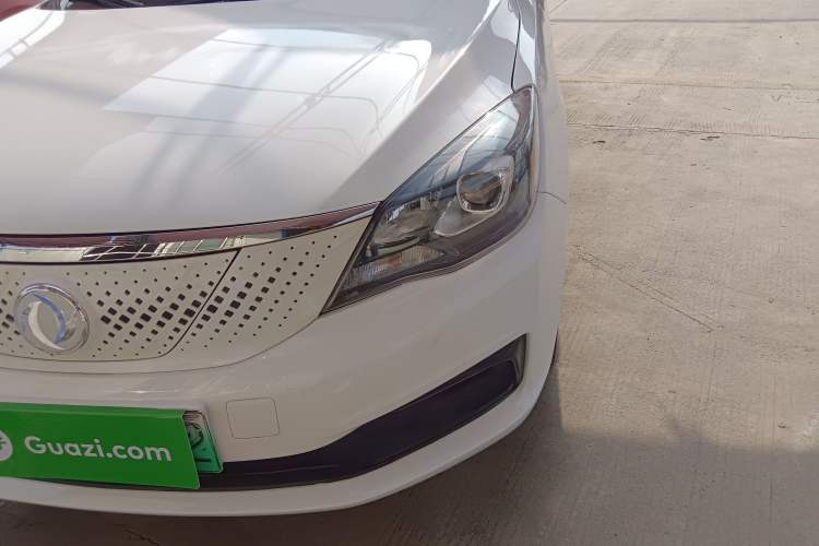 Used Dongfeng Aeolus E70 2023 500 Smart Edition Lithium Iron Phosphate 48.6 kWh 120 kW