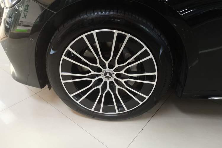 Used Mercedes-Benz E-Class 2025 E 300 L Luxury Model
