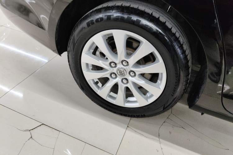 Used Buick LaCrosse 2013 2.4L SIDI Elite Comfort Version
