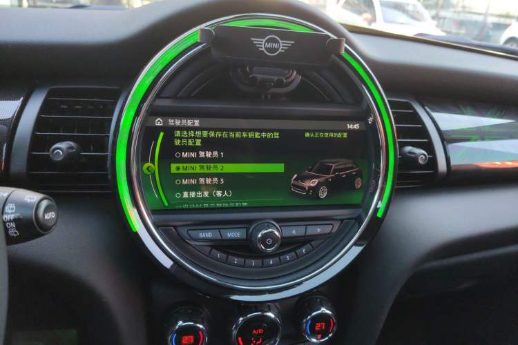 Used  MINI 2021 1.5T COOPER Artist Five-Door Edition
