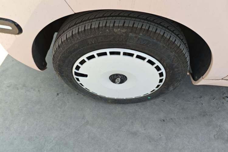 Used Chery QQ Ice Cream 2024 120km Milkshake
