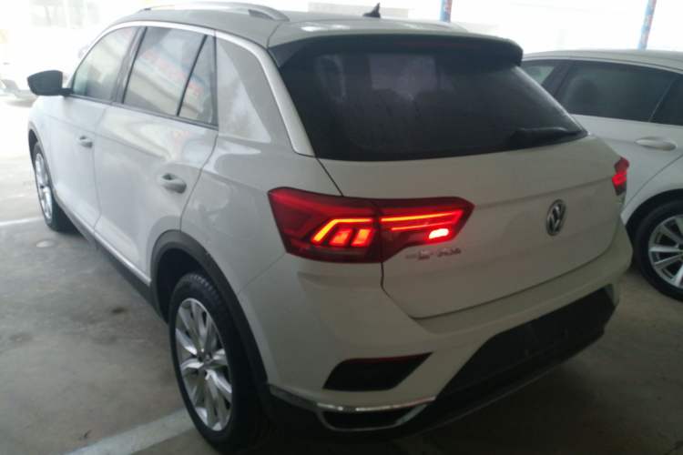 Used Volkswagen T-ROC 2018 230TSI DSG Two-Wheel Drive Advanced Version China V Standard
