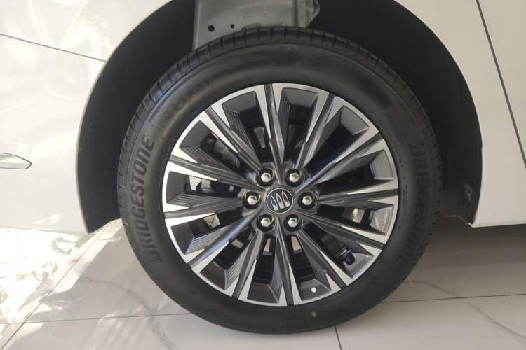 Used Buick GL8 2025 Lu Zun Deluxe Edition
