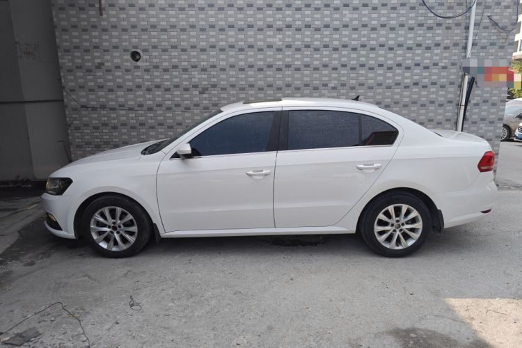 Used Volkswagen Lavida 2015 230TSI DSG Comfort Edition
