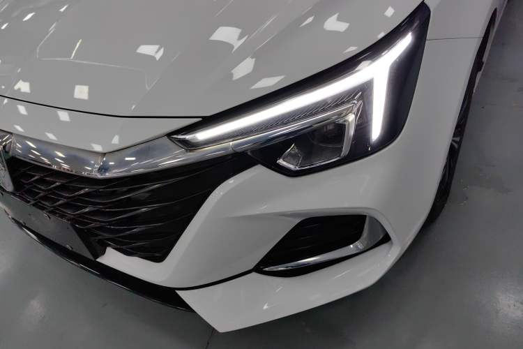 Used Roewe i6 MAX New Energy 2023 EV 420 Skyroof Special Edition
