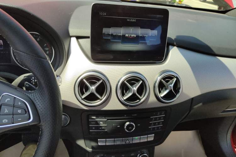 Used Mercedes-Benz B-Class 2017 B 200 Sport Edition
