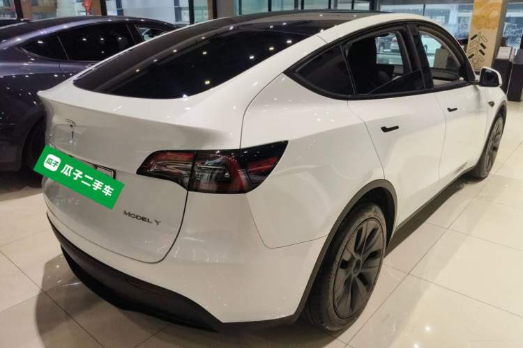 Used Tesla Model Y 2024 Rear-Wheel-Drive Version
