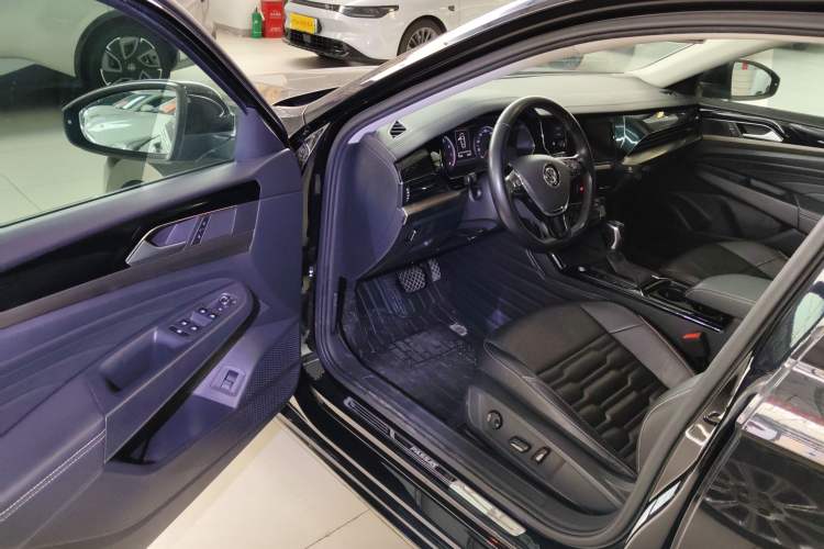 Used Volkswagen Passat 2019 280TSI Elite Edition China VI Standard
