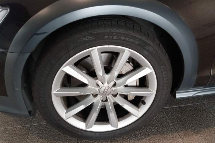 Used Audi A6 2017 3.0T allroad quattro
