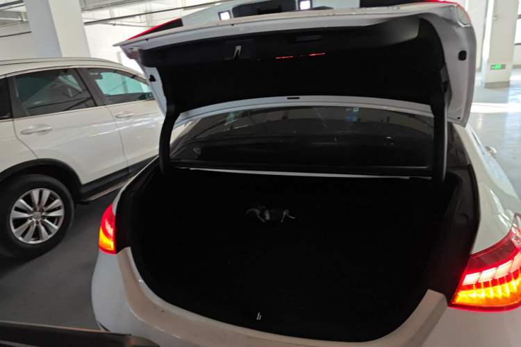 Used Mercedes-Benz C-Class 2023 Restyled C 260 L Sport Edition