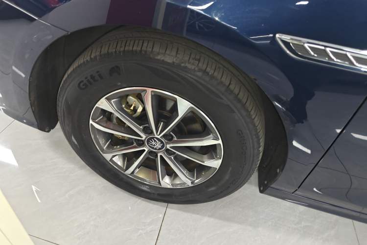 Used BYD Qin PLUS 2023 Champion Edition DM-i 55KM Leading Model
