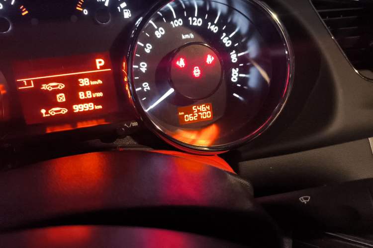 Used Peugeot 3008 2016 2.0L Automatic Trend Edition