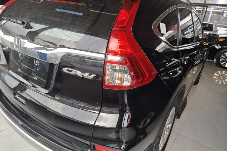 Used Honda CR-V 2016 2.0L Two-Wheel Drive Classic Edition
