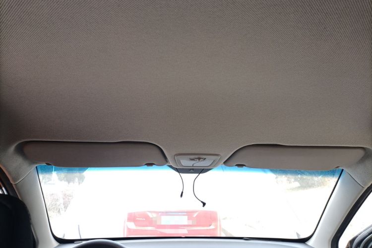 Used Baojun 510 2017 1.5L manual Comfort trim
