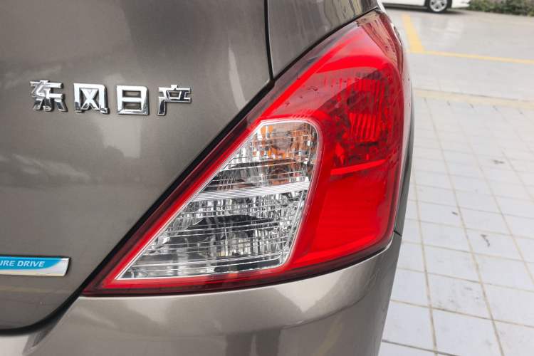 Used Nissan Sunny 2016 1.5XE Manual Leading Edition
