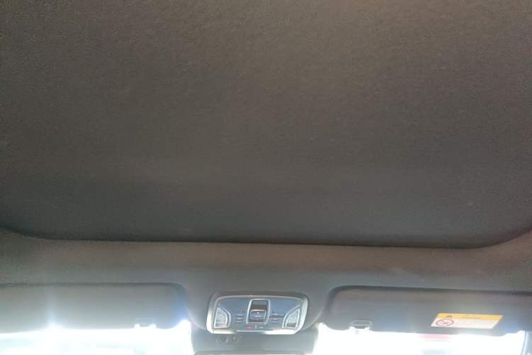 Used GAC Trumpchi GS8 2022 Dual-Engine Series 2.0TM Two-Wheel Drive Prestige Edition (7 Seats)
