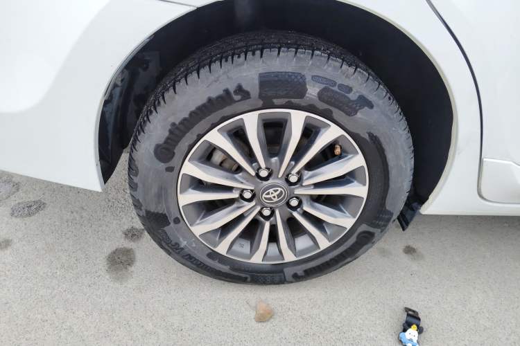 Used Toyota Corolla 2017 Revised Version 1.2T S-CVT GL-i