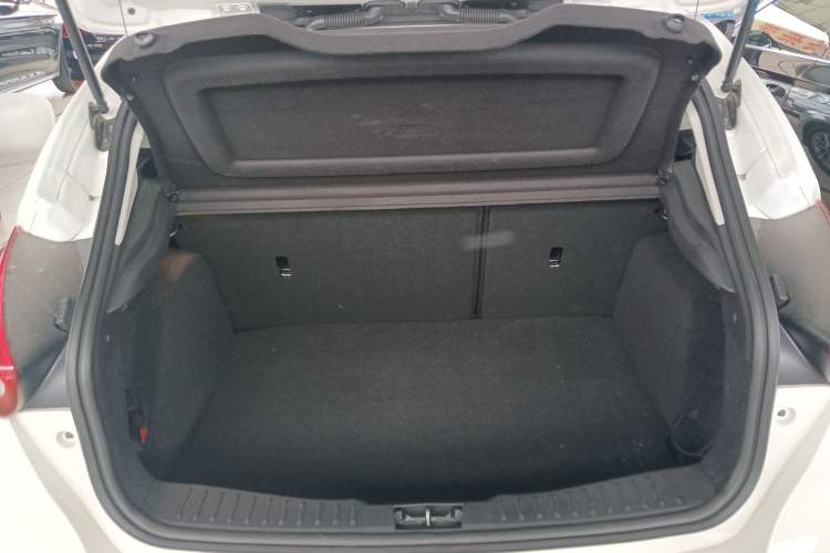 Used Ford Focus 2018 Hatchback Classic 1.6L Automatic Trendy SmartDrive Edition