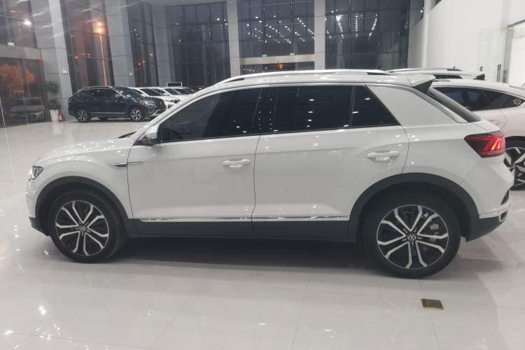 Used Volkswagen T-ROC 2021 280TSI DSG Two-Wheel Drive Comfort Connect Edition