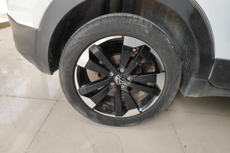 Used Volkswagen Tacqua 2021 200TSI DSG JoyConnect Edition
