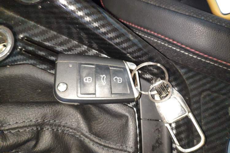 Used Volkswagen Tayron 2019 330TSI Two-Wheel Drive Luxury Model China VI Standard
