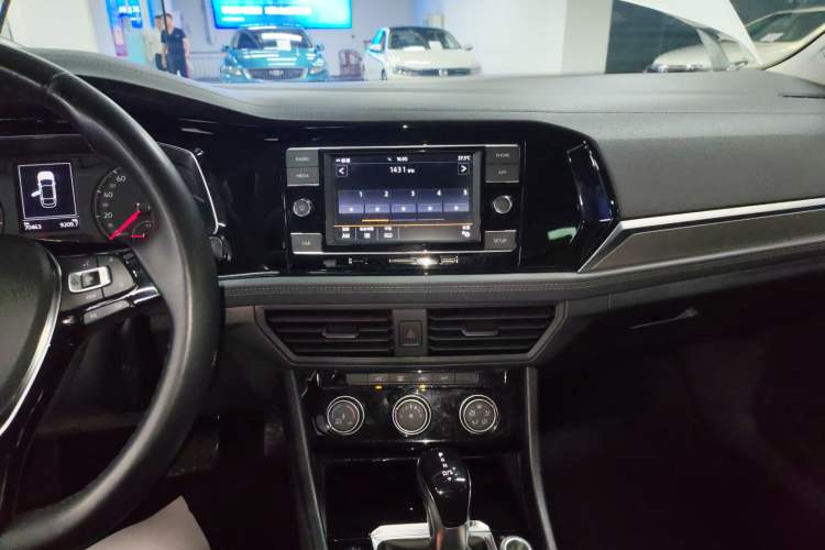 Used Volkswagen Sagitar 2020 280TSI DSG Comfort Version China VI Standard
