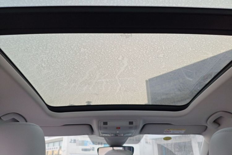 Used Volkswagen Tharu 2024 300TSI Two-Wheel-Drive Moon Luxury Edition
