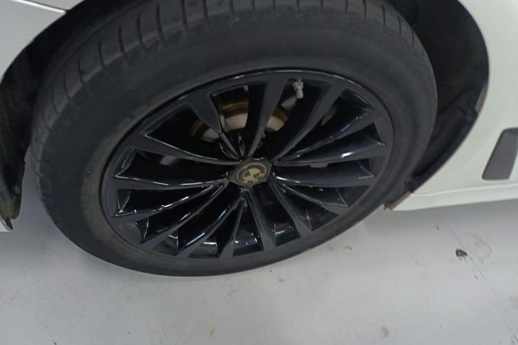 Used BMW 5 Series New Energy 2020 Mileage Upgrade Version 530Le Pioneer Edition