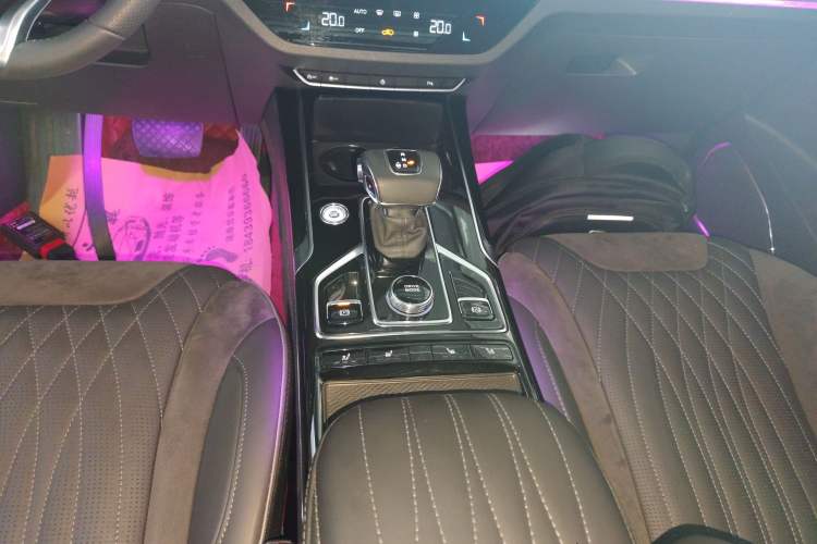 Used Hongqi HS5 2022 2.0T Smart Connect Flagship Enjoyment Purchase Edition
