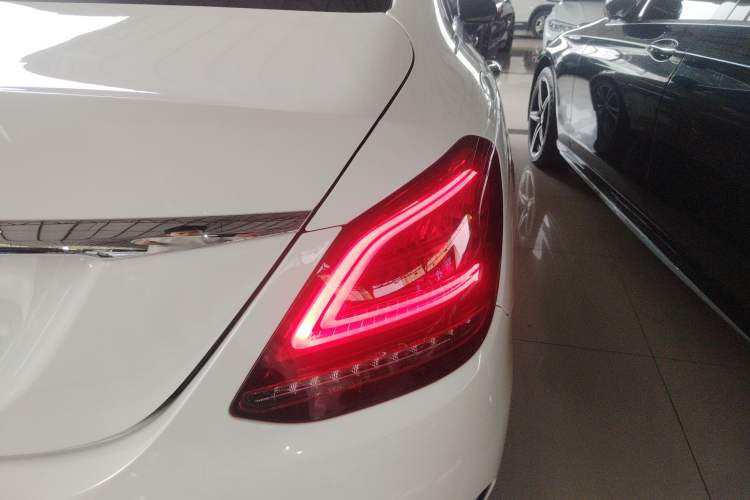 Used Mercedes-Benz C-Class 2019 C 180 L Fashion Edition Sport Version